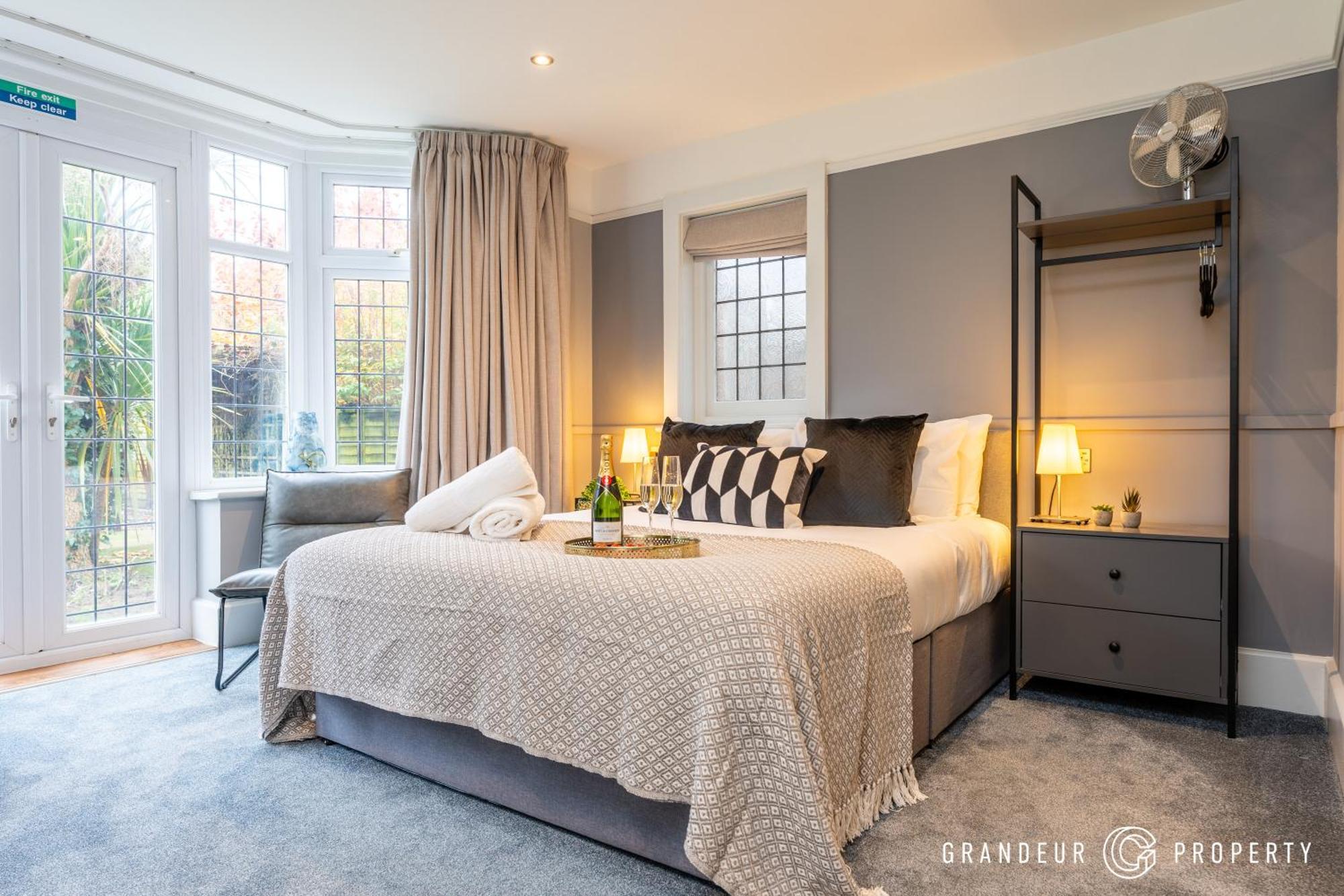 The Cransley By Grandeur Property Bournemouth Exterior photo