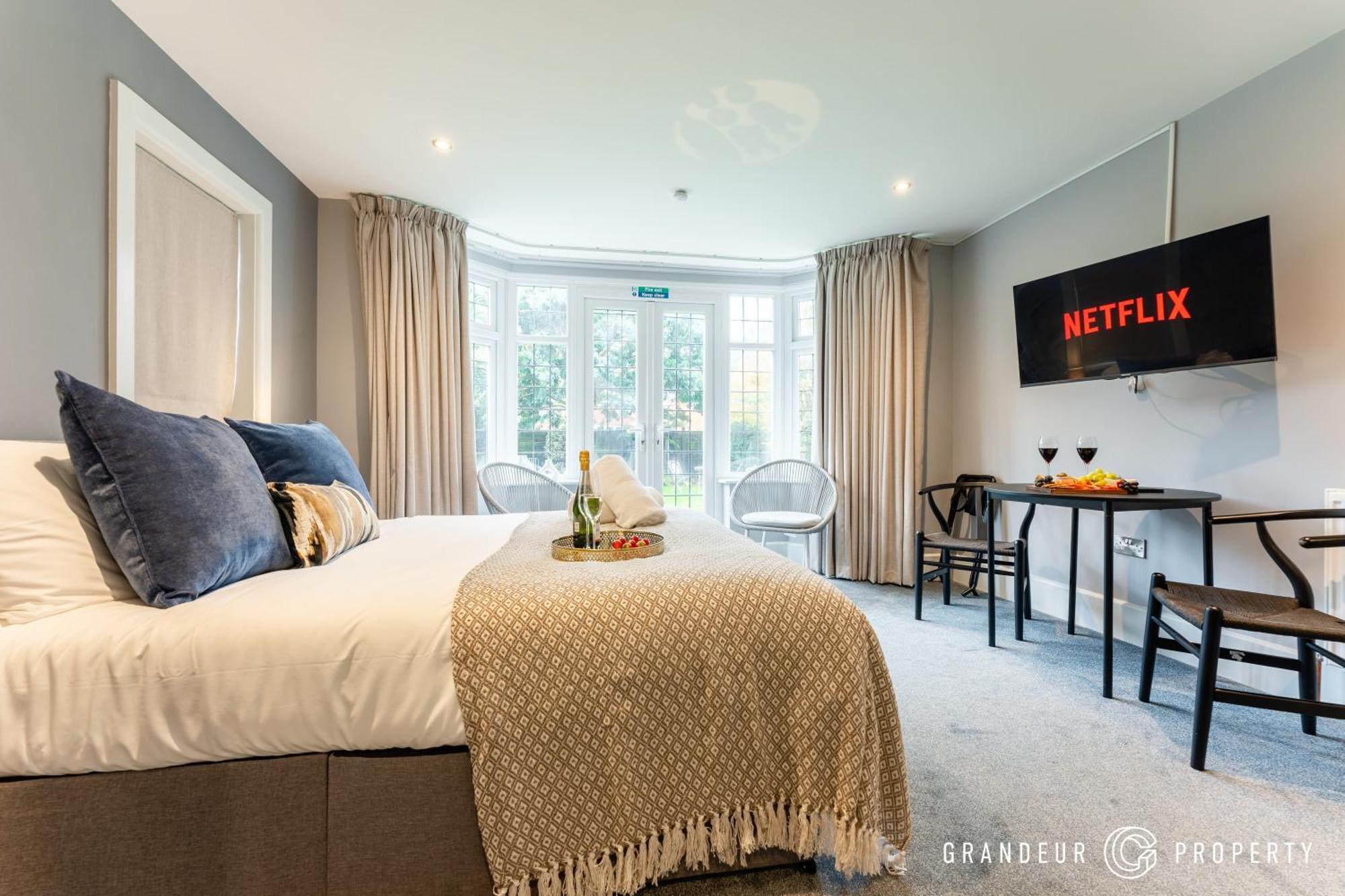 The Cransley By Grandeur Property Bournemouth Exterior photo